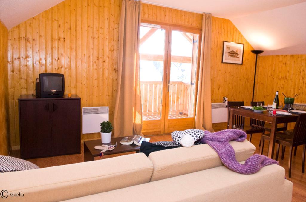 Residence Goelia Les Chalets Des Ecourts Saint-Jean-d'Arves Exteriör bild